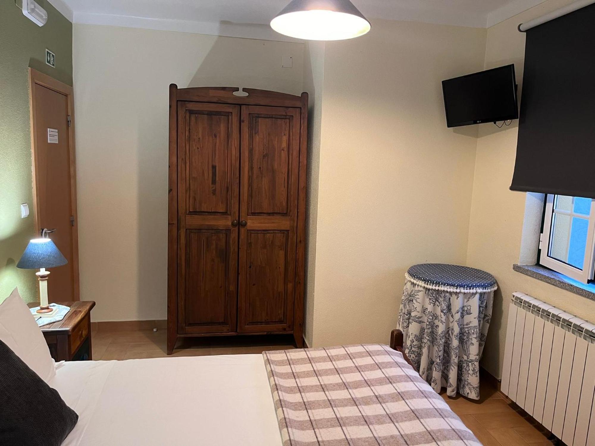 Casa Da Fonte Sagrada Hotel Loriga Phòng bức ảnh