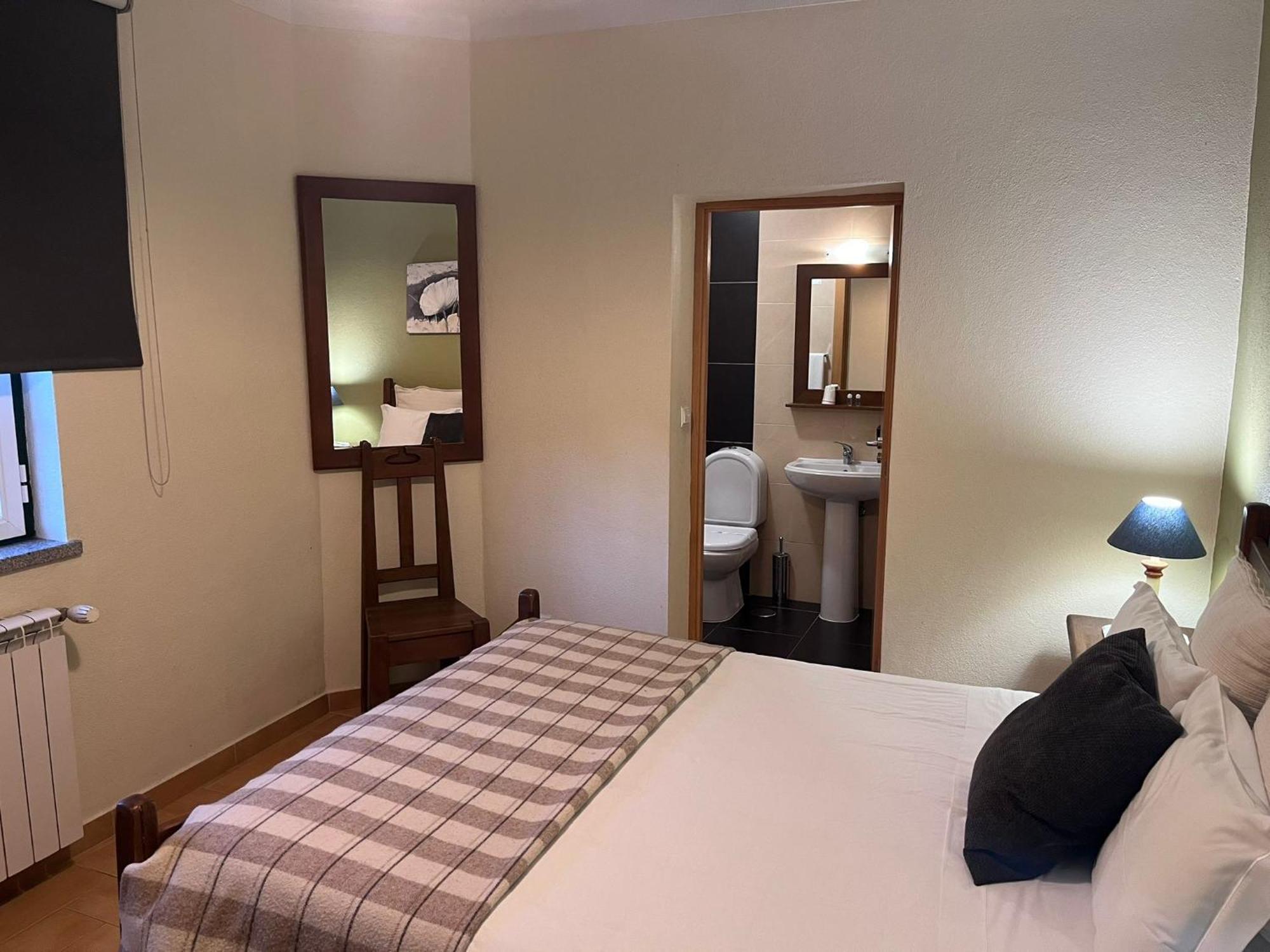Casa Da Fonte Sagrada Hotel Loriga Ngoại thất bức ảnh